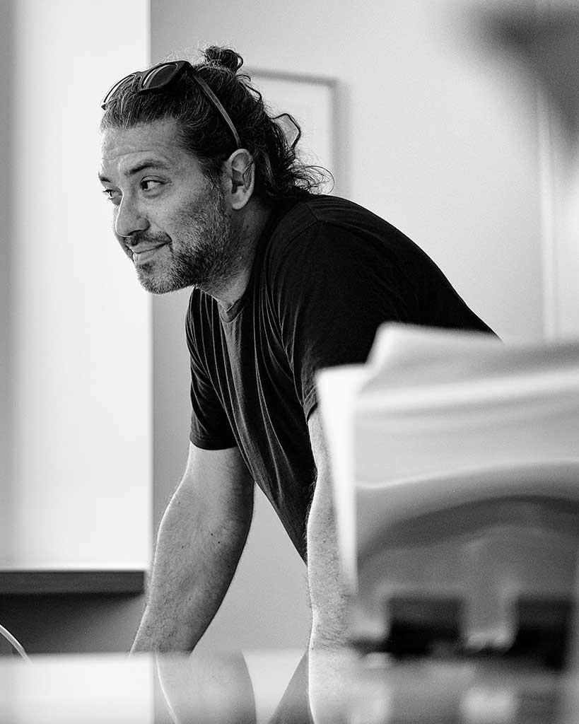 monny vertical monny vertical